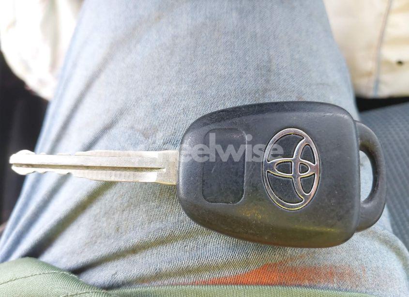 Photo 11 of 2014 Toyota Corolla S PLUS (VIN 2T1BURHE9EC149070)