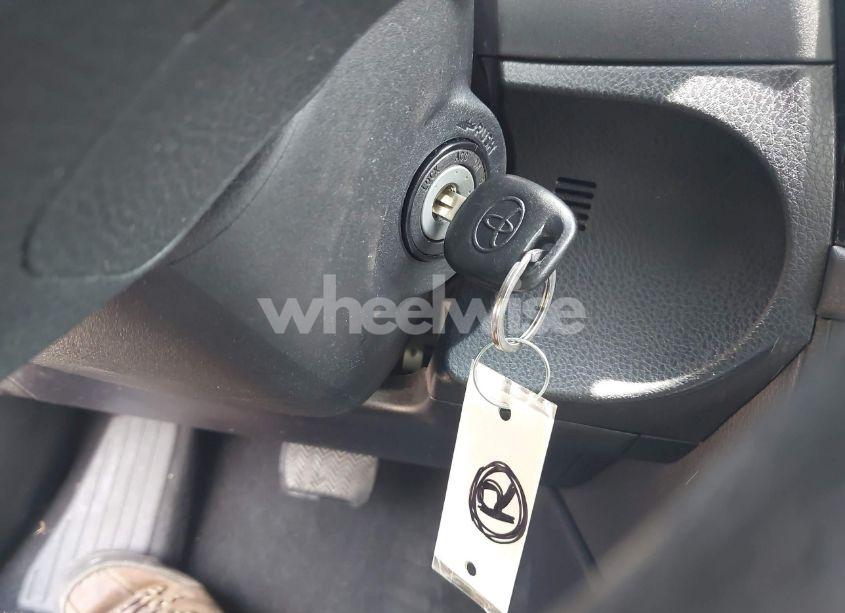 Photo 11 of 2014 Toyota Corolla L (VIN 2T1BURHE9EC208506)