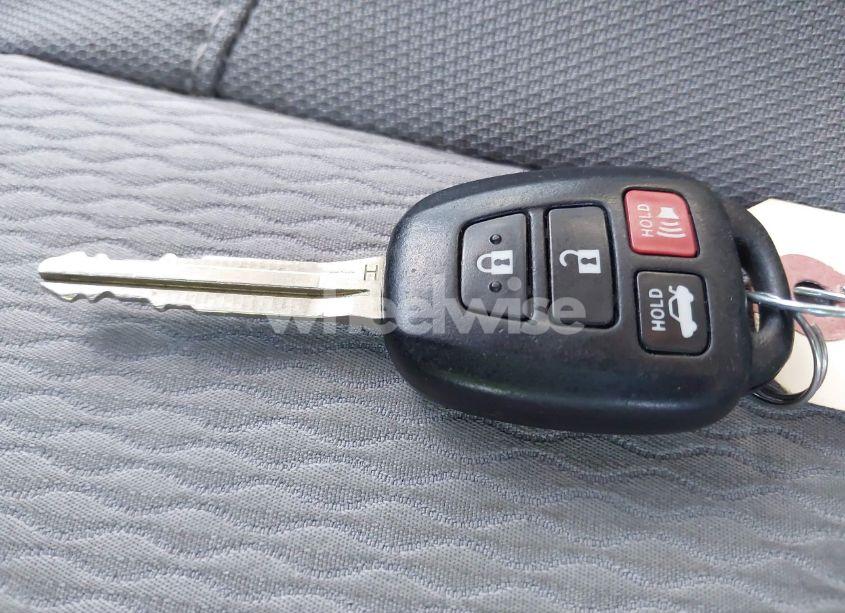 Photo 11 of 2014 Toyota Corolla LE (VIN 2T1BURHE9EC219599)