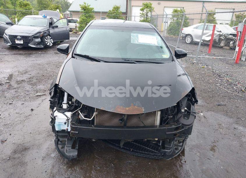 Photo 6 of 2014 Toyota Corolla L (VIN 2T1BURHE9EC225760)