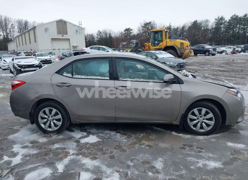 Photo 13 of 2015 Toyota Corolla L/LE/LE PLS/PRM/S/S PLS (VIN 2T1BURHE9FC293963)