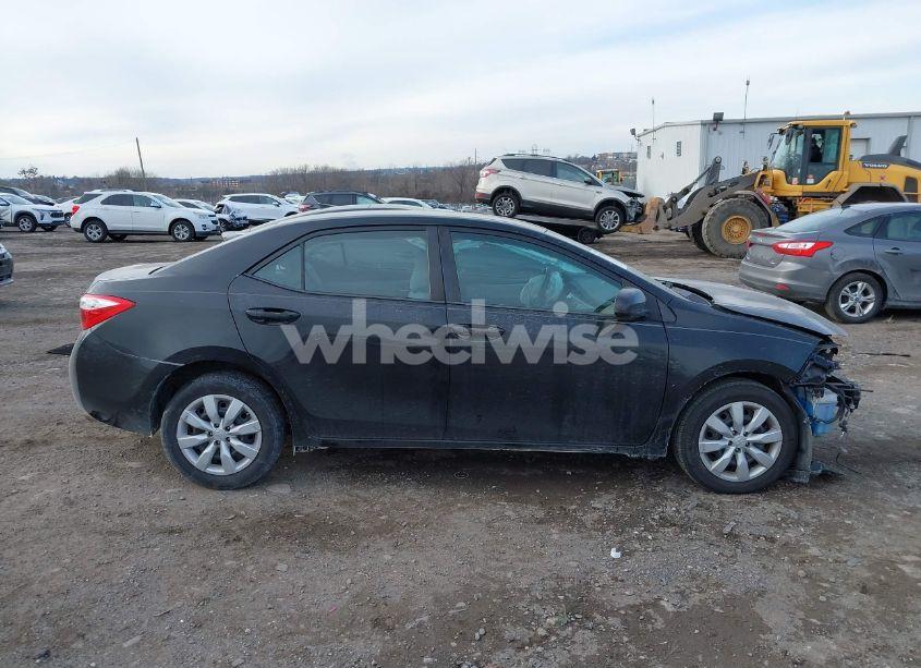 Photo 14 of 2015 Toyota Corolla LE (VIN 2T1BURHE9FC321518)