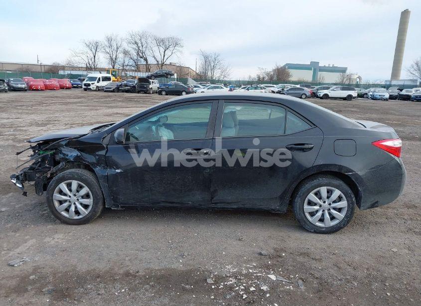 Photo 15 of 2015 Toyota Corolla LE (VIN 2T1BURHE9FC321518)