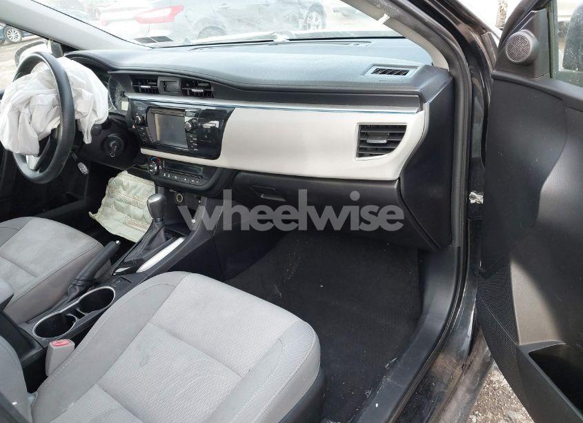 Photo 5 of 2015 Toyota Corolla LE (VIN 2T1BURHE9FC321518)