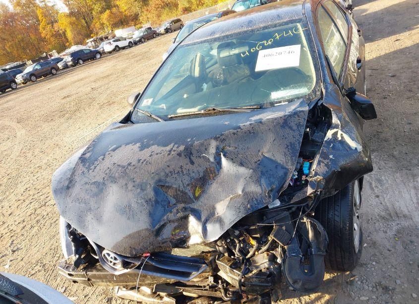 Photo 13 of 2015 Toyota Corolla LE (VIN 2T1BURHE9FC321888)