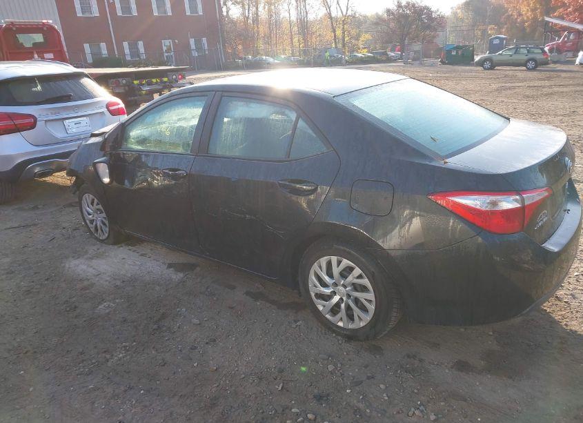 Photo 15 of 2015 Toyota Corolla LE (VIN 2T1BURHE9FC321888)