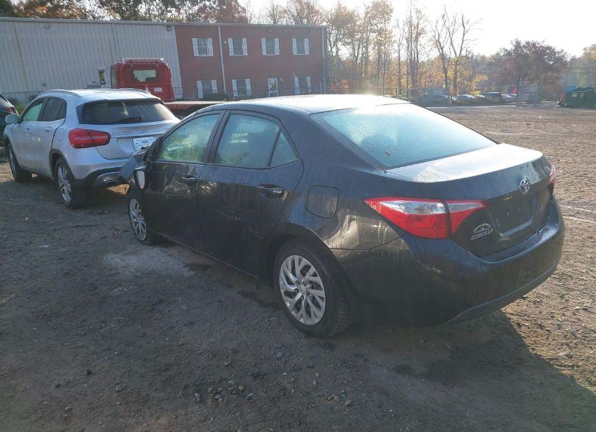 Photo 3 of 2015 Toyota Corolla LE (VIN 2T1BURHE9FC321888)