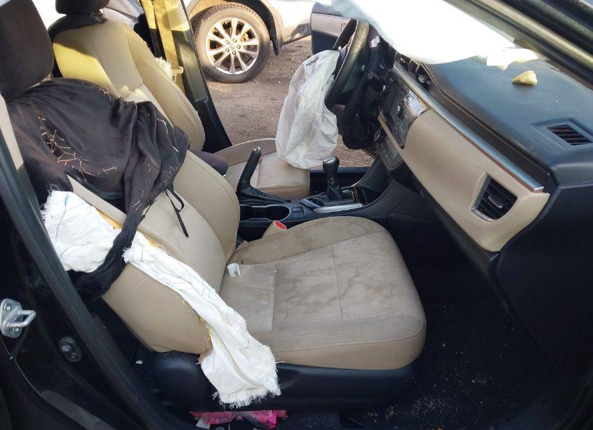 Photo 5 of 2015 Toyota Corolla LE (VIN 2T1BURHE9FC321888)