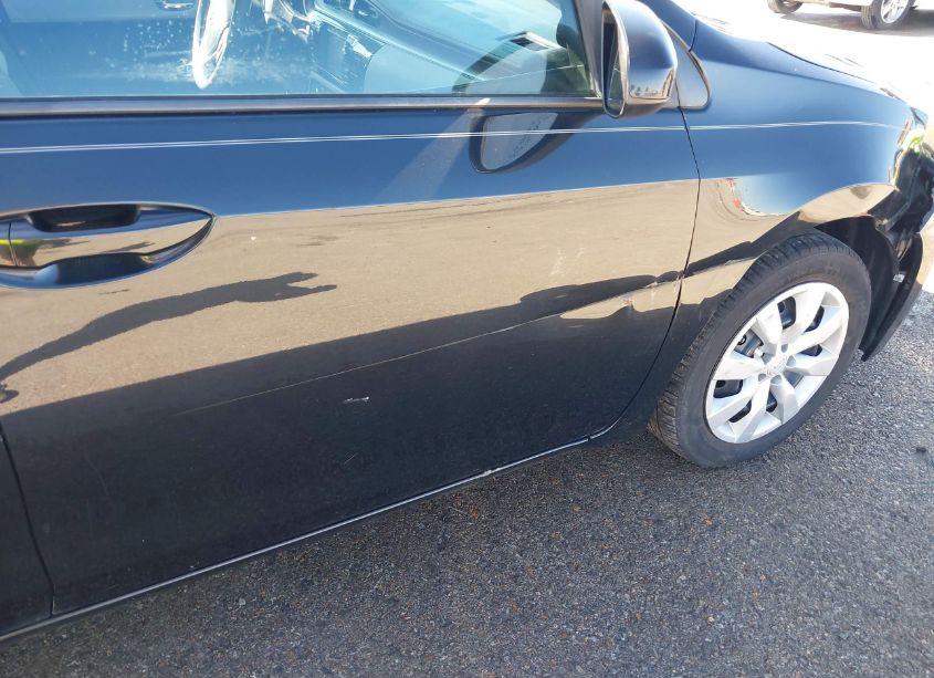 Photo 19 of 2015 Toyota Corolla LE (VIN 2T1BURHE9FC332471)