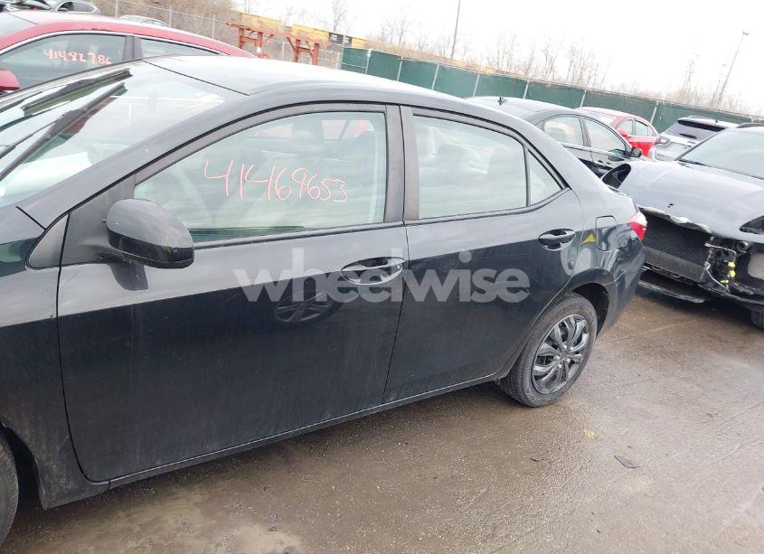 Photo 14 of 2015 Toyota Corolla LE (VIN 2T1BURHE9FC335953)