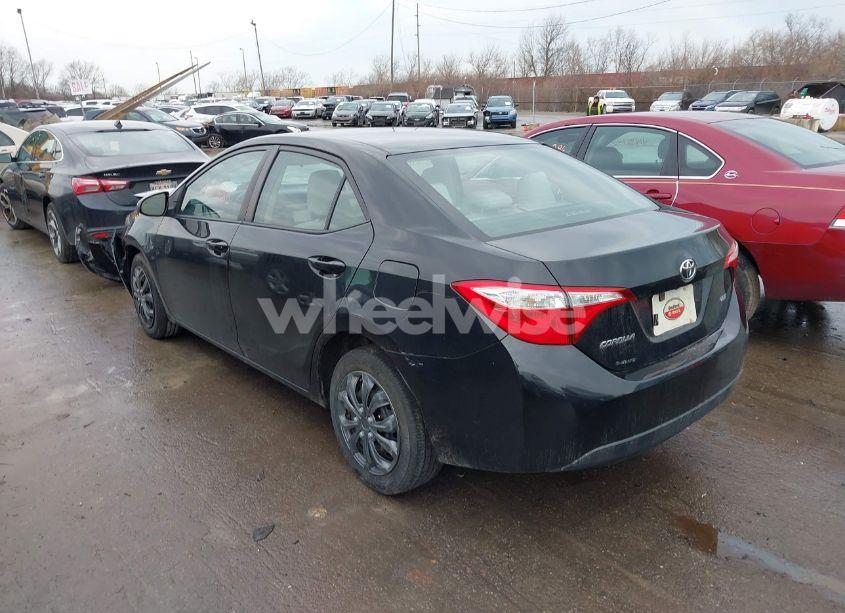 Photo 3 of 2015 Toyota Corolla LE (VIN 2T1BURHE9FC335953)