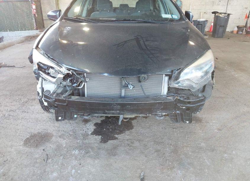 Photo 6 of 2015 Toyota Corolla L (VIN 2T1BURHE9FC346953)