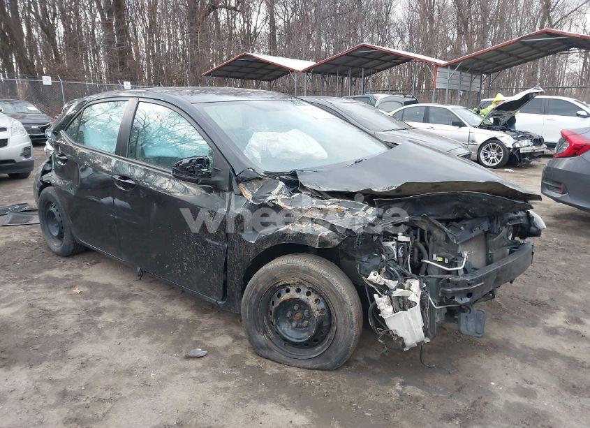 2015 Toyota Corolla L (VIN 2T1BURHE9FC369343) main photo