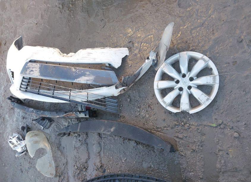 Photo 12 of 2015 Toyota Corolla LE (VIN 2T1BURHE9FC378009)