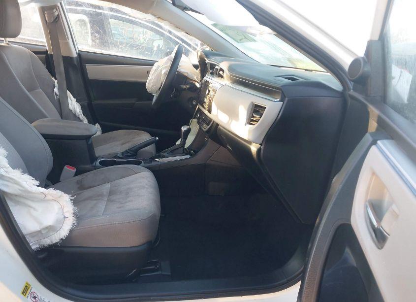 Photo 5 of 2015 Toyota Corolla LE (VIN 2T1BURHE9FC378009)