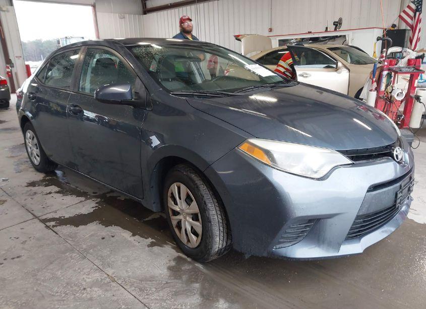 2015 Toyota Corolla L (VIN 2T1BURHE9FC393478) main photo
