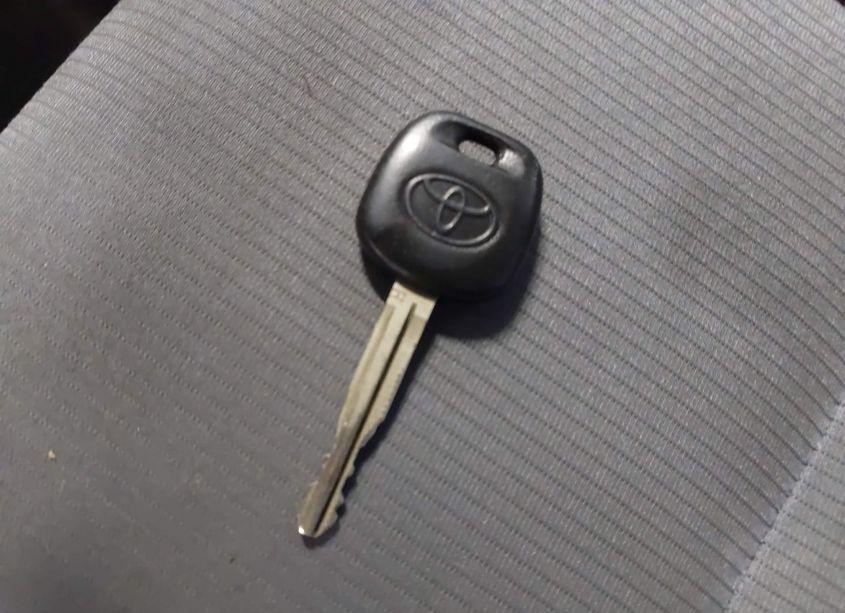 Photo 11 of 2015 Toyota Corolla L (VIN 2T1BURHE9FC393478)