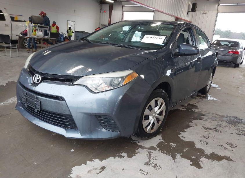 Photo 2 of 2015 Toyota Corolla L (VIN 2T1BURHE9FC393478)