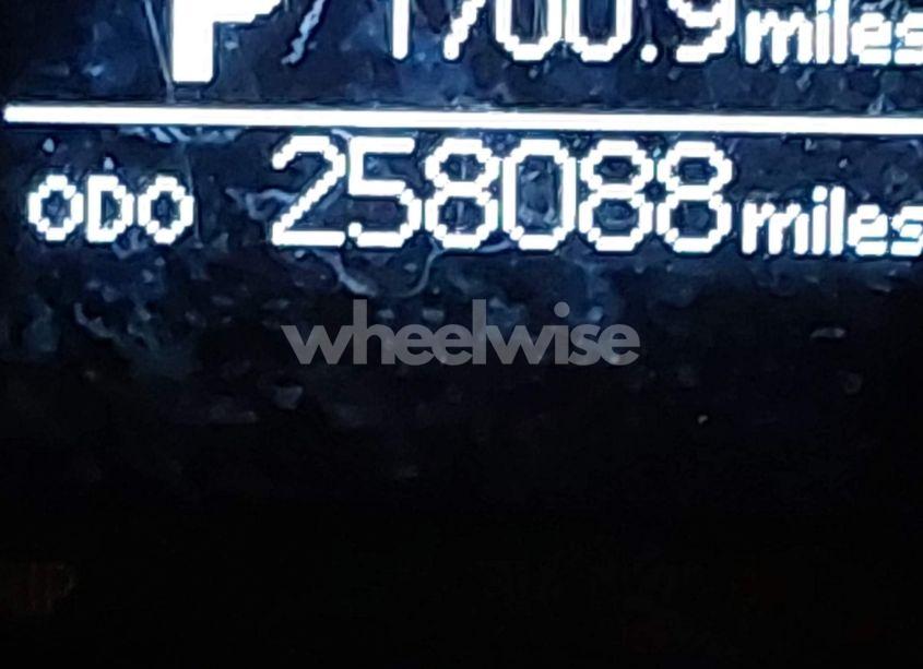 Photo 15 of 2015 Toyota Corolla S PLUS (VIN 2T1BURHE9FC412031)