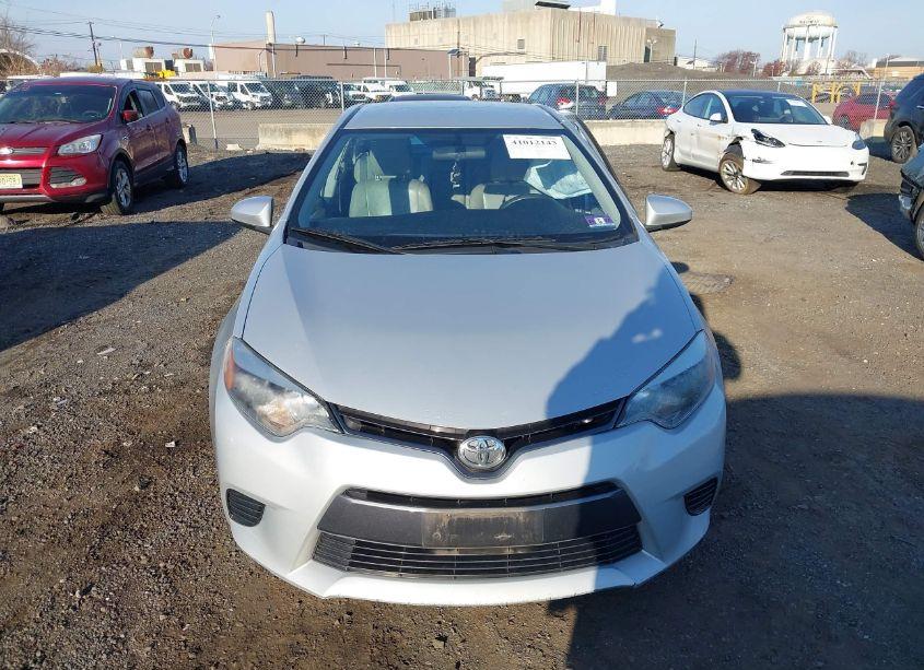 Photo 13 of 2015 Toyota Corolla LE (VIN 2T1BURHE9FC429931)