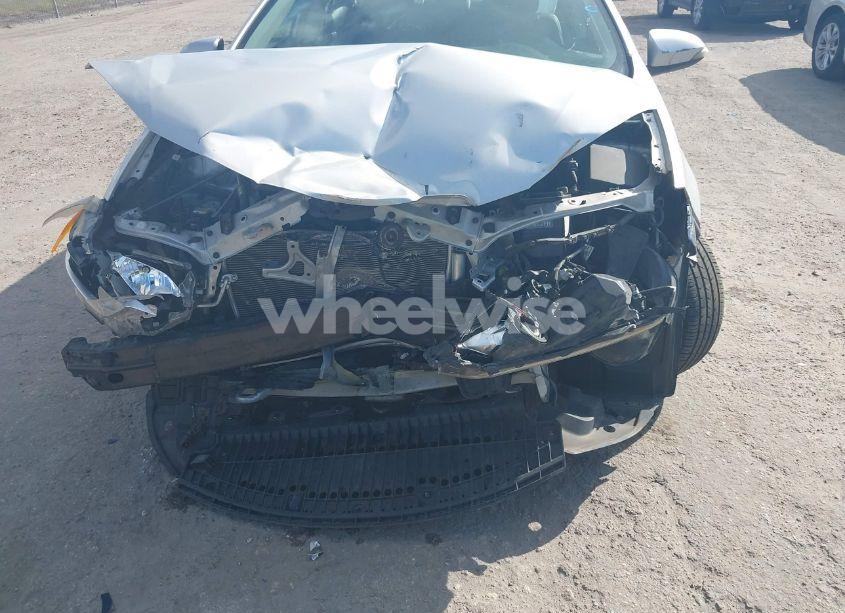 Photo 6 of 2015 Toyota Corolla S PLUS (VIN 2T1BURHE9FC430366)