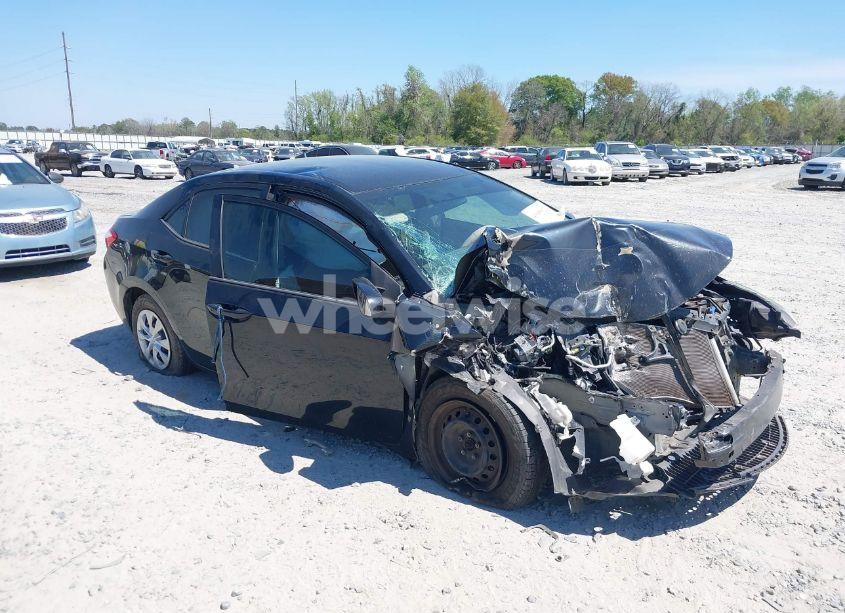 2015 Toyota Corolla L (VIN 2T1BURHE9FC432666) main photo