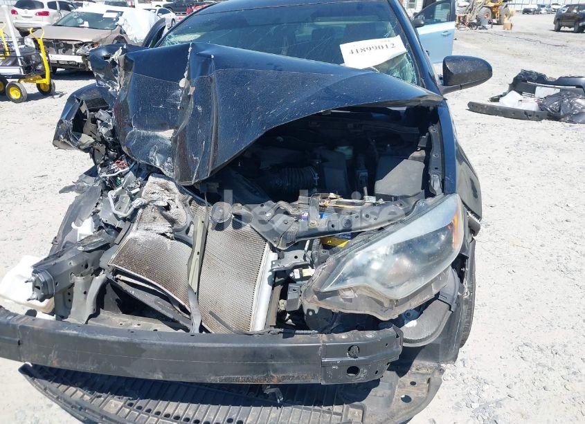 Photo 10 of 2015 Toyota Corolla L (VIN 2T1BURHE9FC432666)