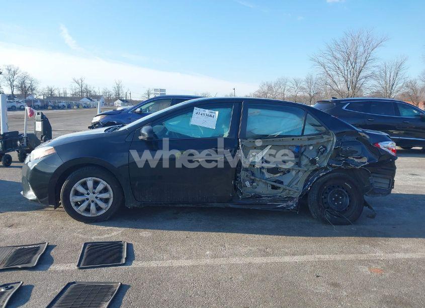 Photo 14 of 2015 Toyota Corolla LE (VIN 2T1BURHE9FC447863)