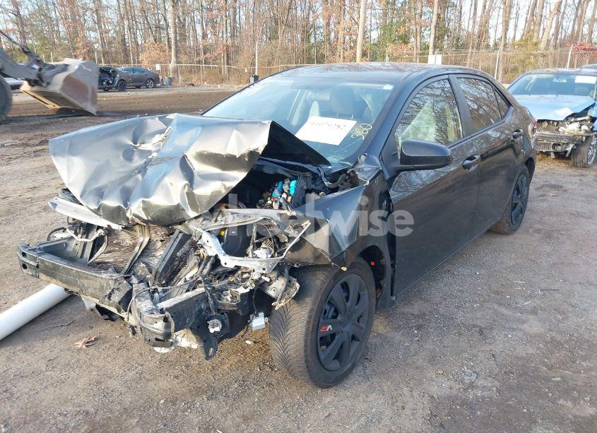 Photo 2 of 2015 Toyota Corolla LE (VIN 2T1BURHE9FC451881)