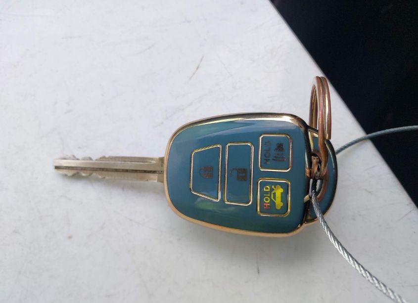 Photo 11 of 2015 Toyota Corolla LE (VIN 2T1BURHE9FC454635)