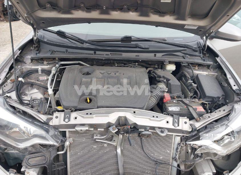 Photo 10 of 2015 Toyota Corolla LE (VIN 2T1BURHE9FC458278)