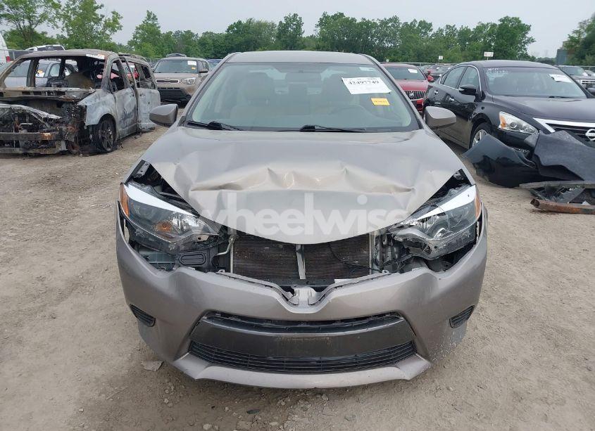 Photo 12 of 2015 Toyota Corolla LE (VIN 2T1BURHE9FC458278)