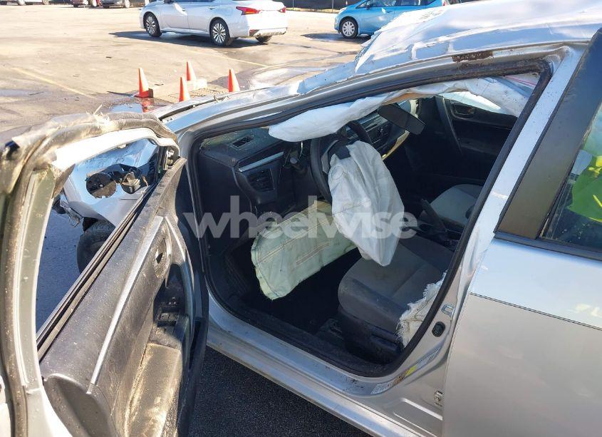 Photo 5 of 2015 Toyota Corolla L (VIN 2T1BURHE9FC462962)