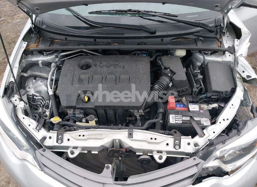 Photo 10 of 2015 Toyota Corolla LE (VIN 2T1BURHE9FC467210)