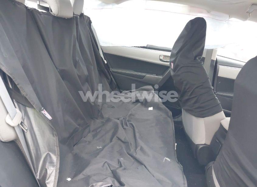 Photo 8 of 2015 Toyota Corolla LE (VIN 2T1BURHE9FC467210)