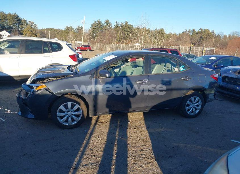 Photo 14 of 2015 Toyota Corolla LE (VIN 2T1BURHE9FC473735)