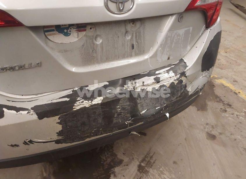 Photo 6 of 2016 Toyota Corolla L (VIN 2T1BURHE9GC487457)