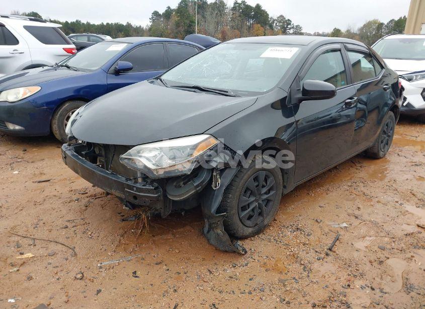 Photo 2 of 2016 Toyota Corolla L (VIN 2T1BURHE9GC492898)