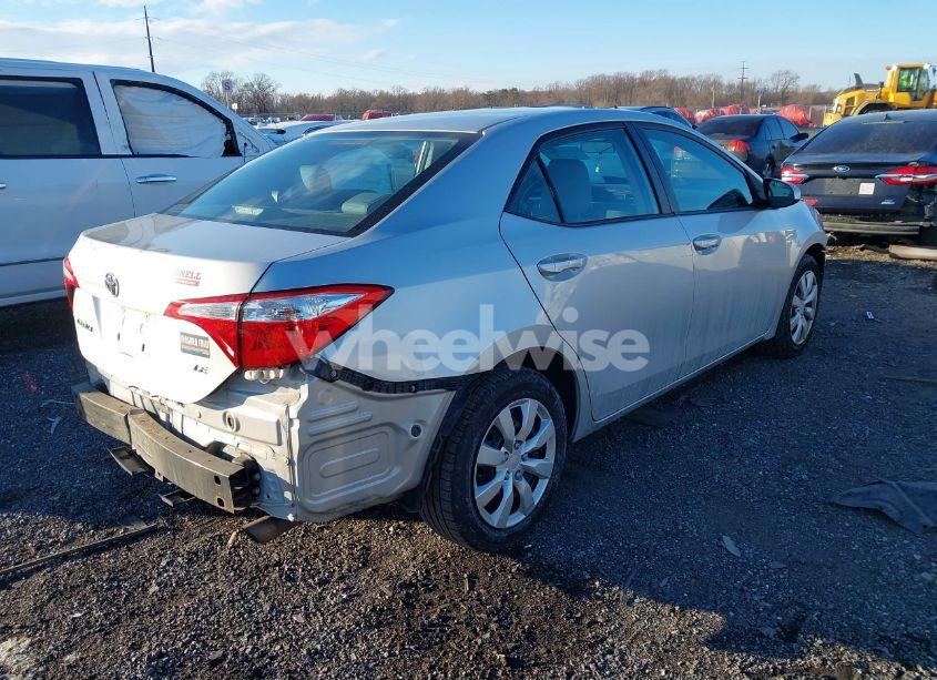 Photo 4 of 2016 Toyota Corolla LE (VIN 2T1BURHE9GC494778)