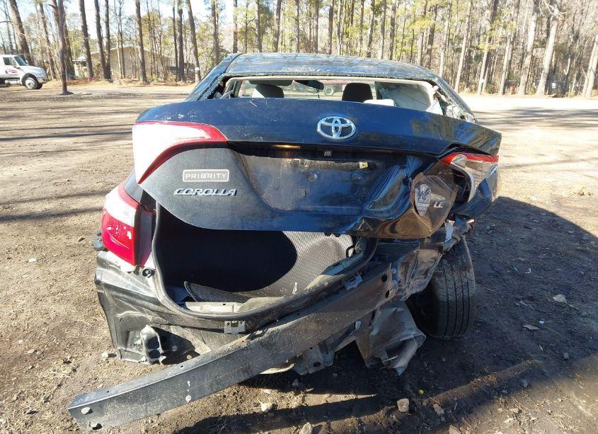 Photo 17 of 2016 Toyota Corolla LE (VIN 2T1BURHE9GC517427)