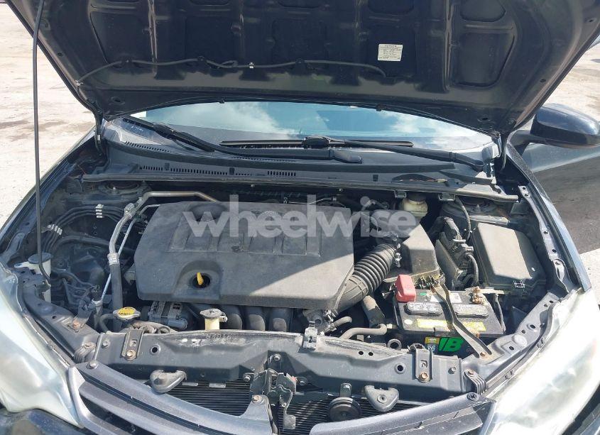 Photo 10 of 2016 Toyota Corolla LE (VIN 2T1BURHE9GC552369)