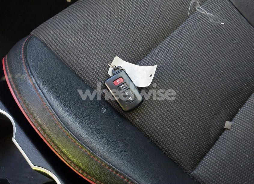 Photo 11 of 2016 Toyota Corolla S W/SPECIAL EDITION PKG (VIN 2T1BURHE9GC563758)