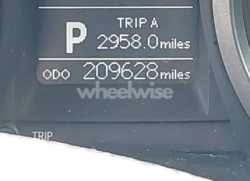 Photo 16 of 2016 Toyota Corolla S W/SPECIAL EDITION PKG (VIN 2T1BURHE9GC563758)