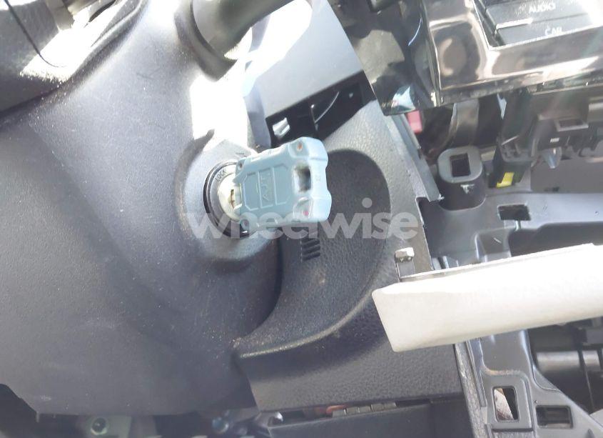 Photo 11 of 2016 Toyota Corolla LE (VIN 2T1BURHE9GC614353)