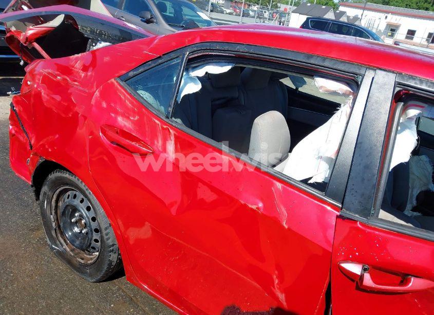 Photo 19 of 2016 Toyota Corolla LE (VIN 2T1BURHE9GC614353)