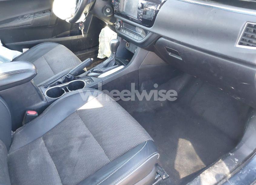 Photo 5 of 2016 Toyota Corolla S PLUS (VIN 2T1BURHE9GC635400)