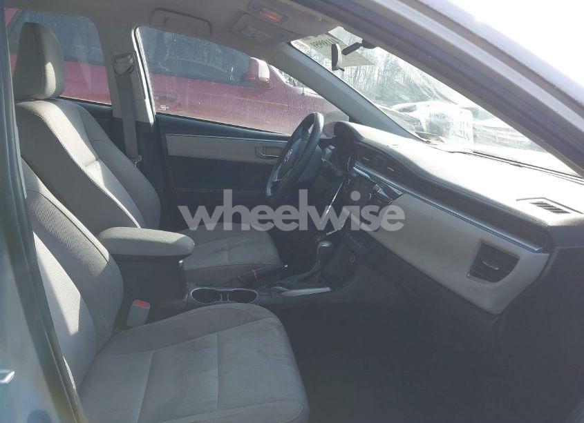 Photo 5 of 2016 Toyota Corolla LE (VIN 2T1BURHE9GC639964)