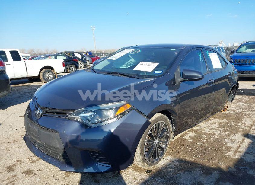 Photo 2 of 2016 Toyota Corolla LE (VIN 2T1BURHE9GC667909)