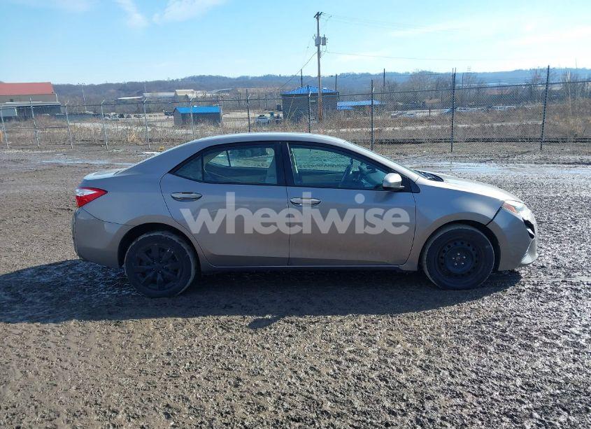 Photo 13 of 2016 Toyota Corolla LE (VIN 2T1BURHE9GC679218)