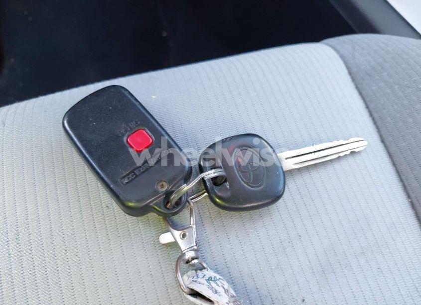 Photo 11 of 2016 Toyota Corolla L (VIN 2T1BURHE9GC696603)